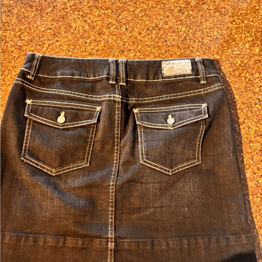 White House Black Market black denim skirt - Picture 2 of 4